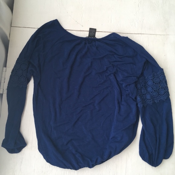 Shirt - Picture 2 of 2